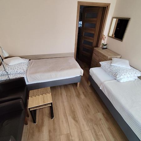 Apartamenty I Pokoje U Kryni 斯图托沃 外观 照片