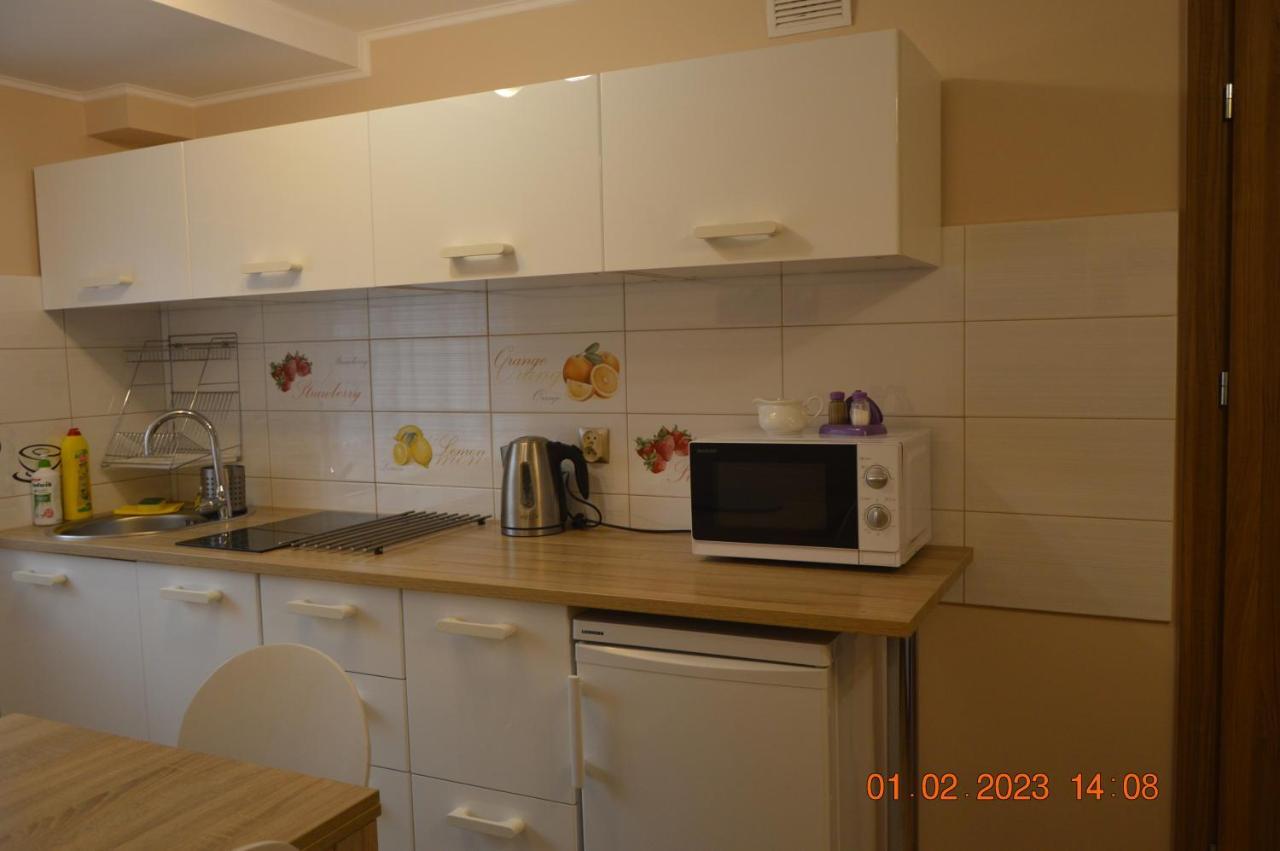 Apartamenty I Pokoje U Kryni 斯图托沃 外观 照片