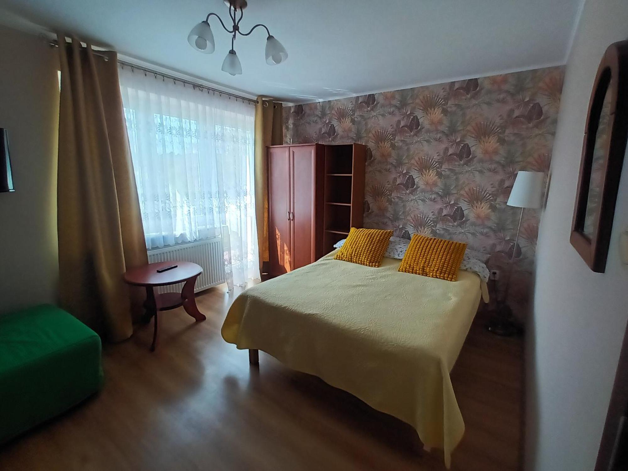 Apartamenty I Pokoje U Kryni 斯图托沃 外观 照片